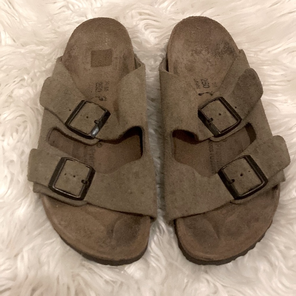 BIRKENSTOCK
